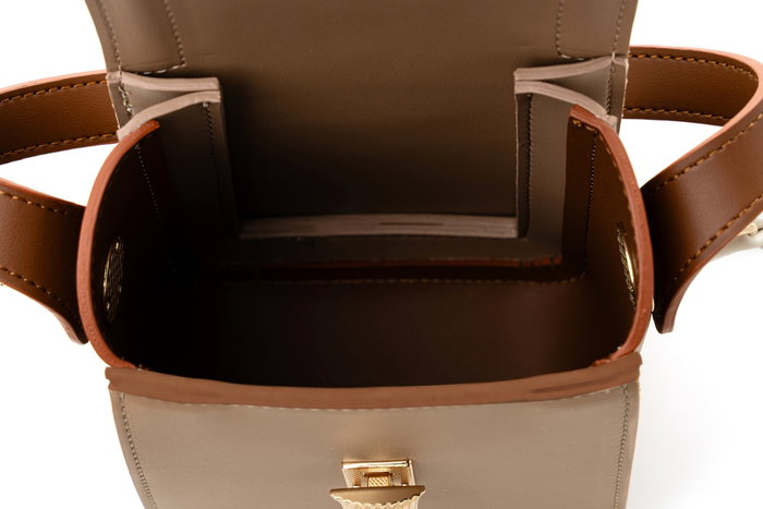 Vince Camuto Bolso Bandolera Lagoon - Tan, Mink, Cream Vince Camuto Bolso Bandolera Lagoon - Tan, Mink, Cream